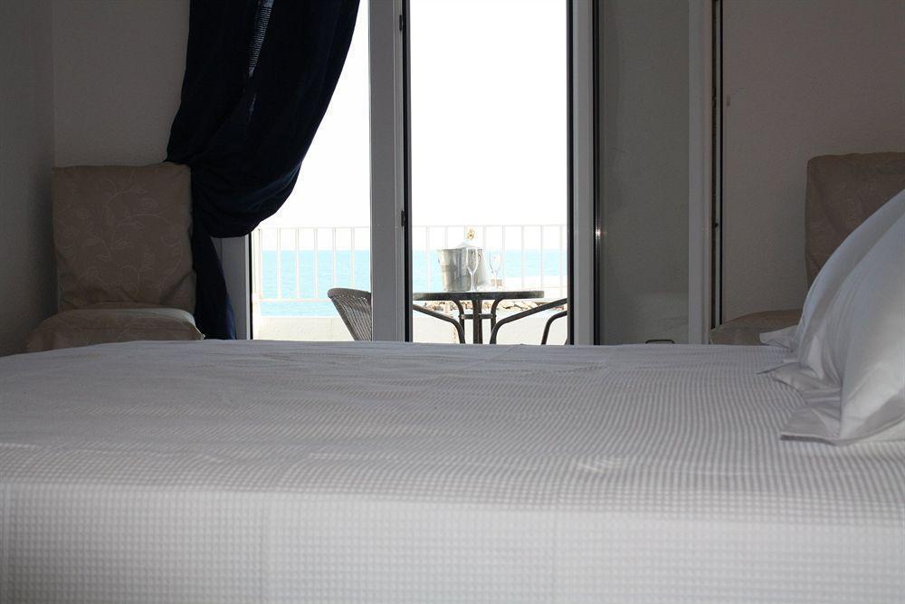 La Gambina Hotel Колера Екстериор снимка